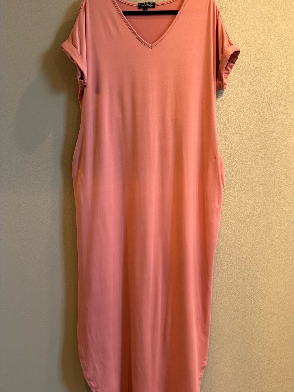 ⭐ 2/$20 French Atmosphere Coral Pink V‑Neck Maxi Dress